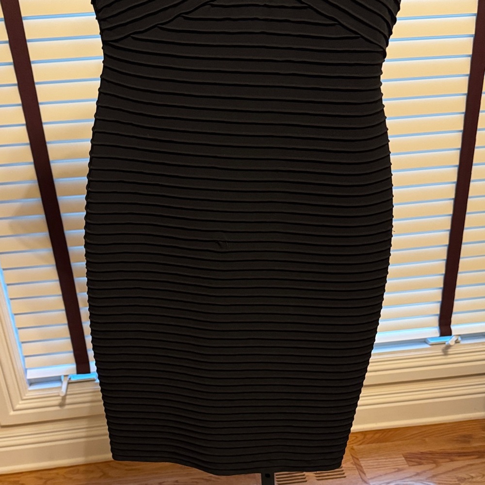 Calvin Klein Elegant Black Mini Dress Size 4 - Picture 4 of 8